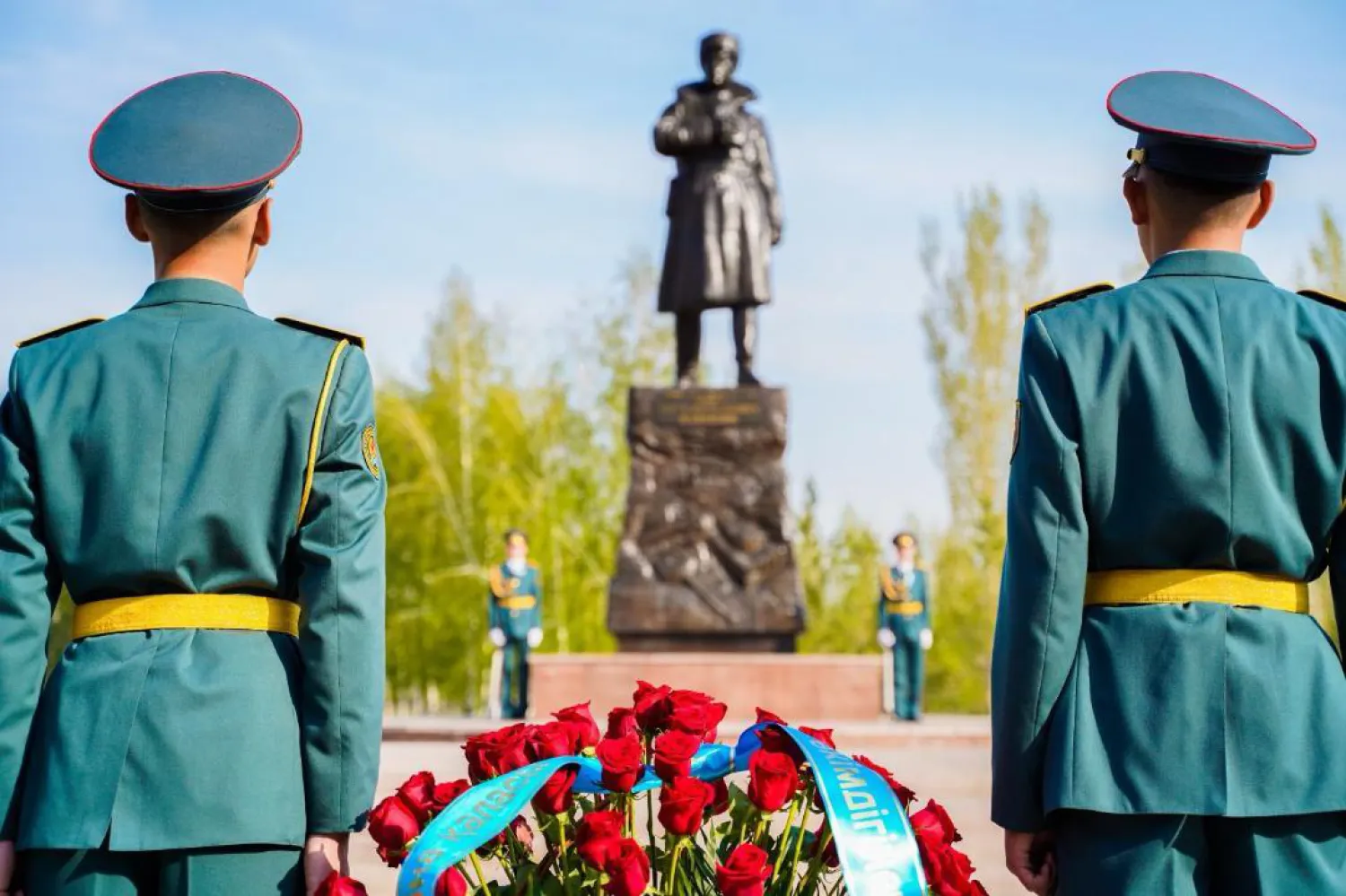 Аталар аманатына адал ұйым немесе майдан мистикасы туралы бірер сөз