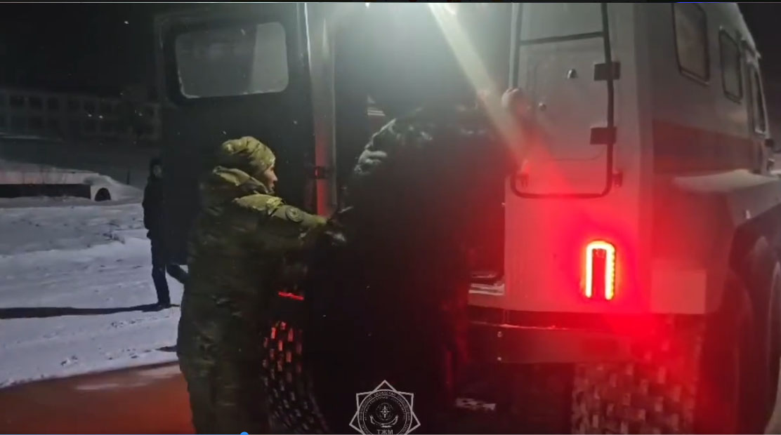 ТЖМ қызметкерлері 31 адамды қарлы тұтқыннан құтқарды