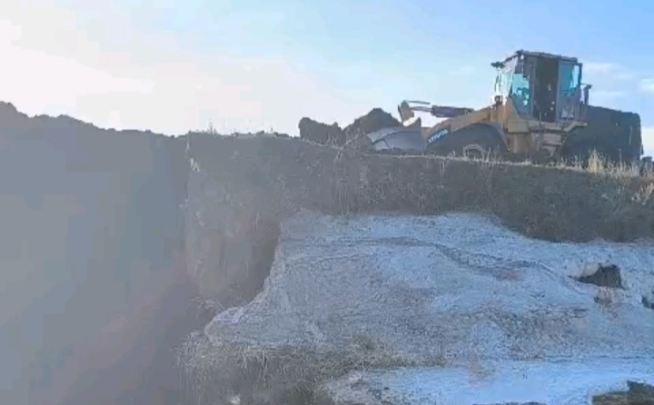 Қарасу ауданындағы елді мекеннің жолын жөндеу жұмыстары аяқталып қалды