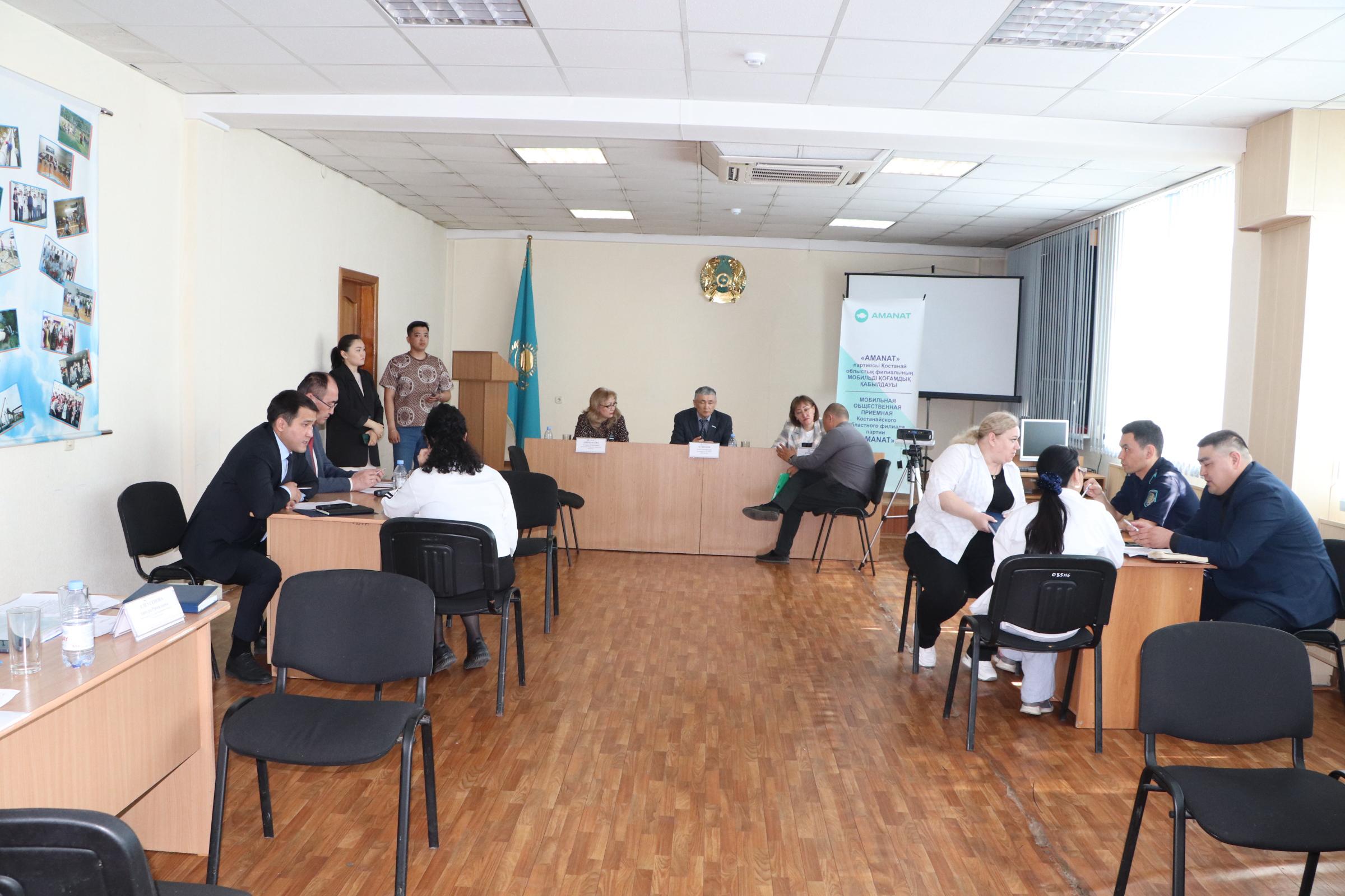Жылу компаниясында алғашқы көшпелі мобильді қоғамдық қабылдау өтті
