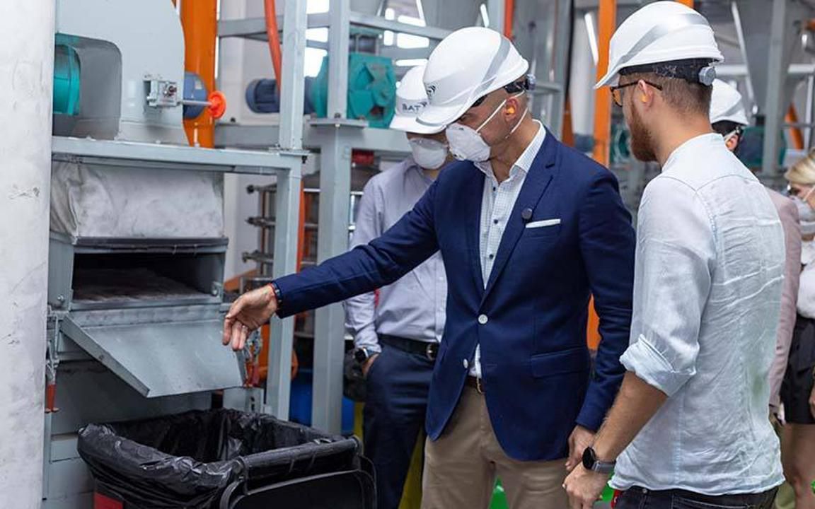 Еліміздің үздік қайта өңдеу компаниясына «Жасыл даму» акционерлік қоғамы қолдау көрсетті