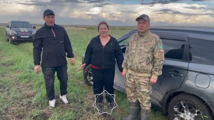 Құтқарушылар 2 автокөлікті сүйреп шығарды