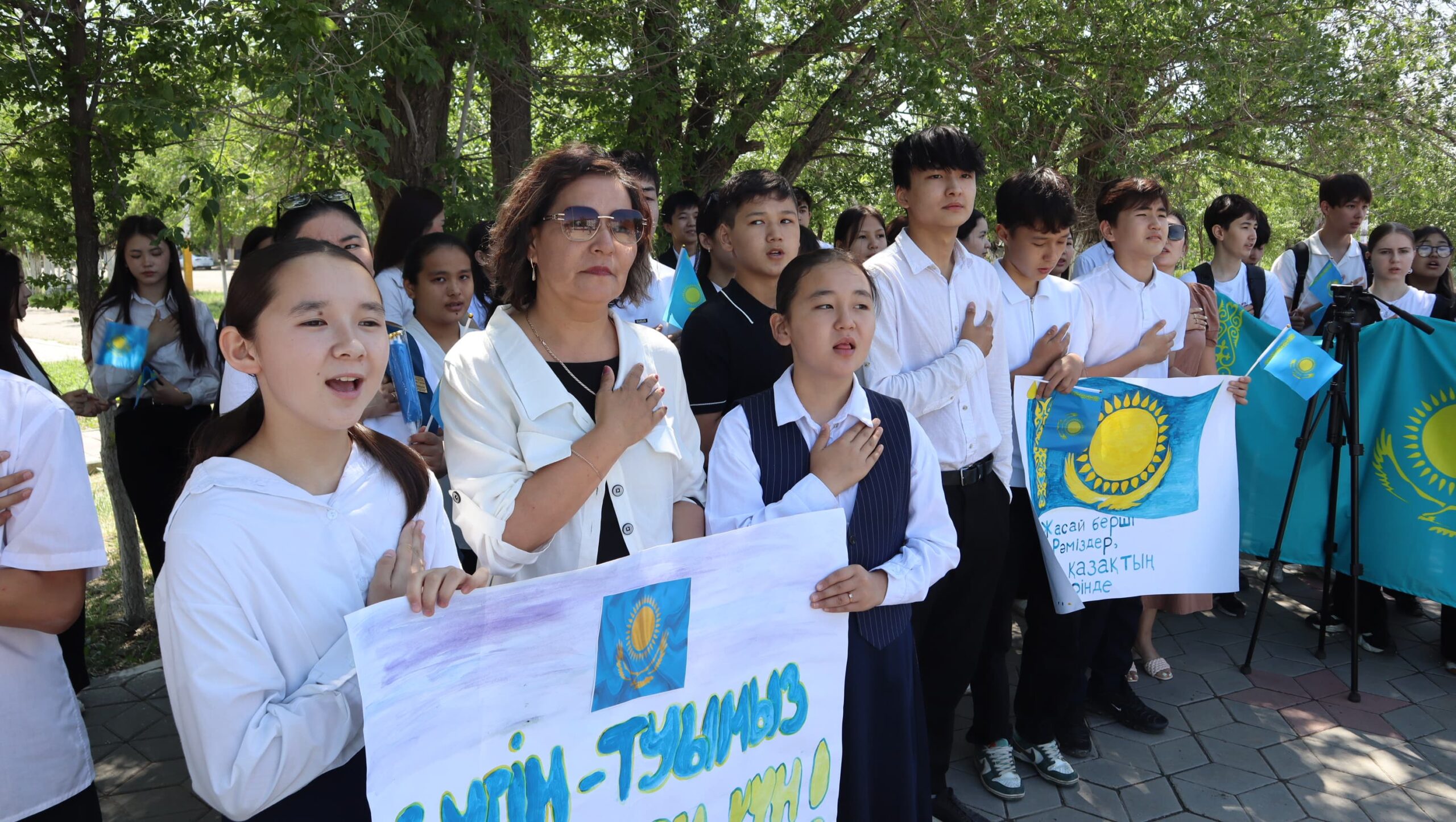 Арқалықта «Көк тудың желбірегені» атты патриоттық акция өтті