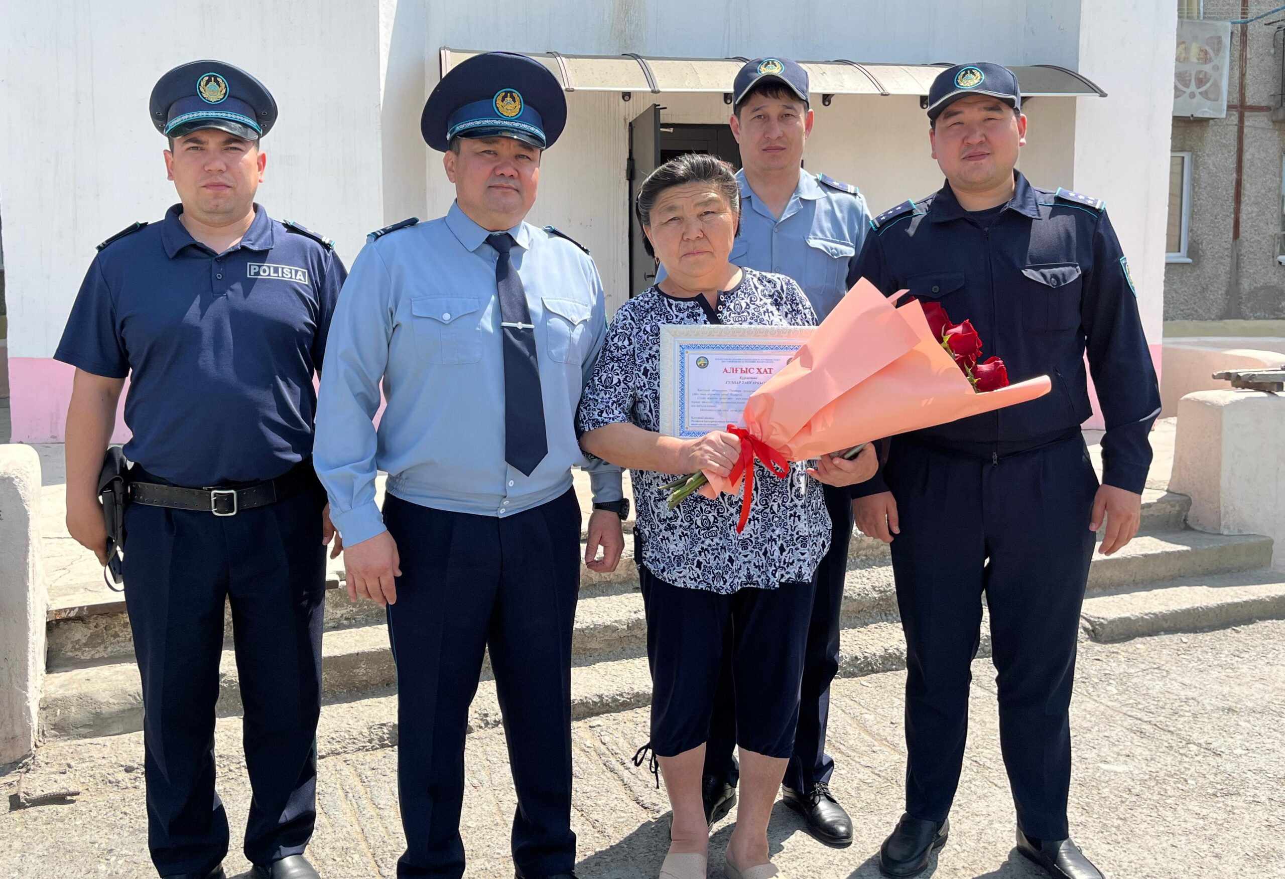 Қостанайлық зейнеткер көршілерін біріктіріп, полициямен бірлесіп тәртіп орнатты