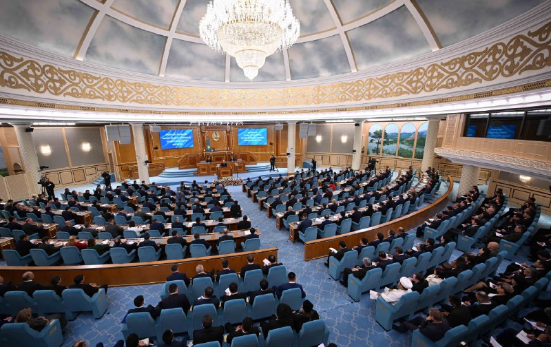 Президент бір палаталы Парламент құру туралы бастама көтерді
