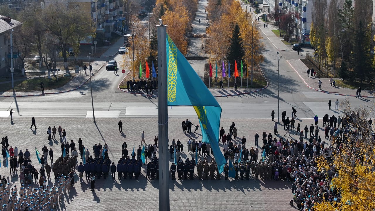 Республика күні: Рудныйда Ту көтеру салтанаты өтті