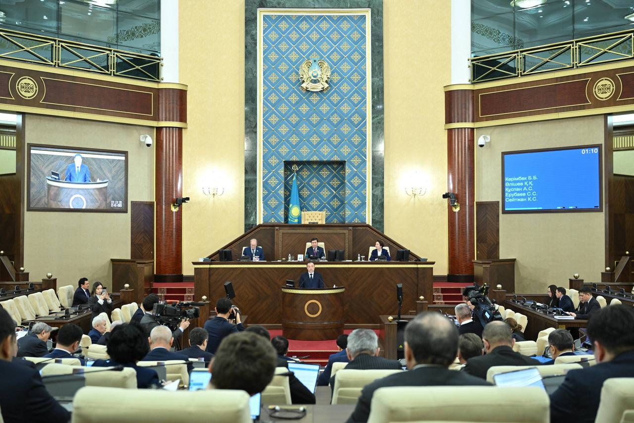 Көлік және авиация саласындағы екі заң жобасы Мәжілістің бірінші оқылымында мақұлданды