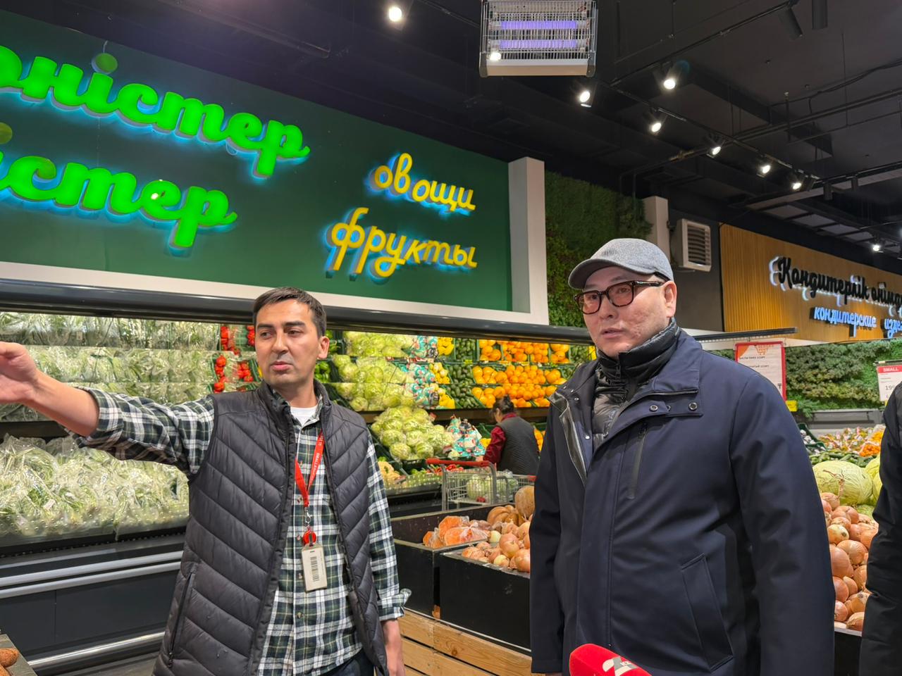 Арман Шаққалиев сауда желілеріне мониторинг жүргізді