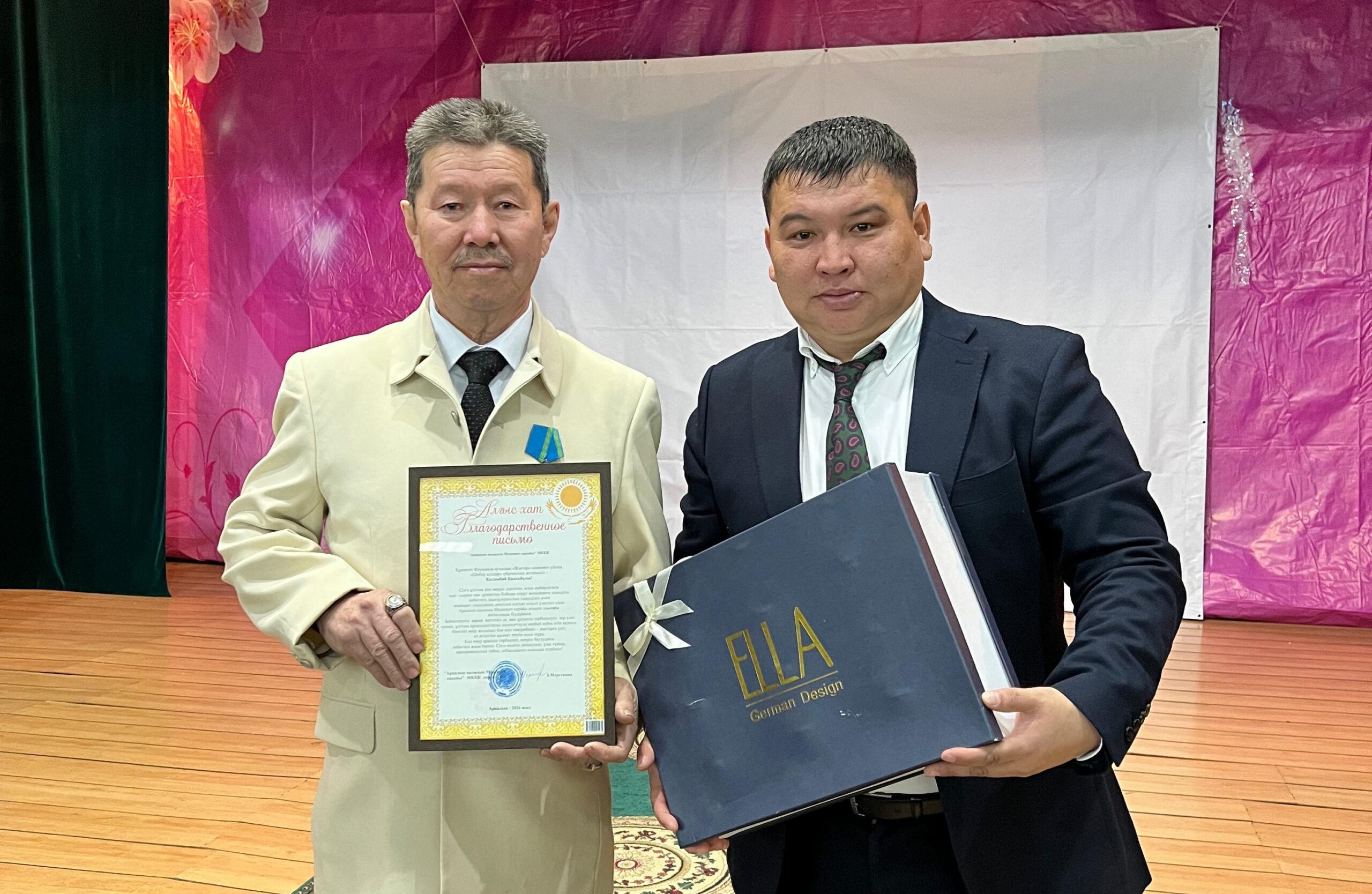 Фурманов ауылында он саусағынан өнер тамған шебер тұрады