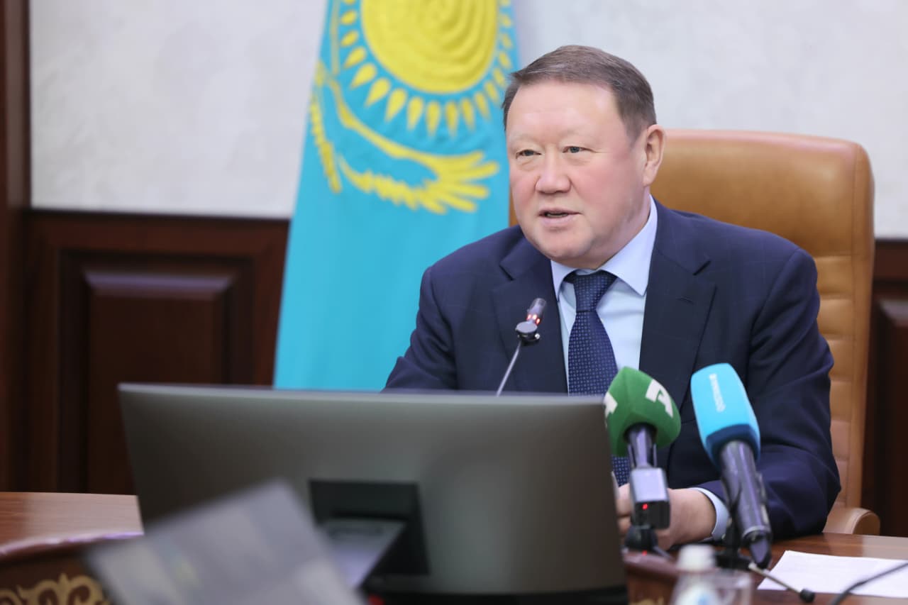 Өңір басшысы цифрландыру және ЖИ бағытын дамыту жөнінде тапсырма берді