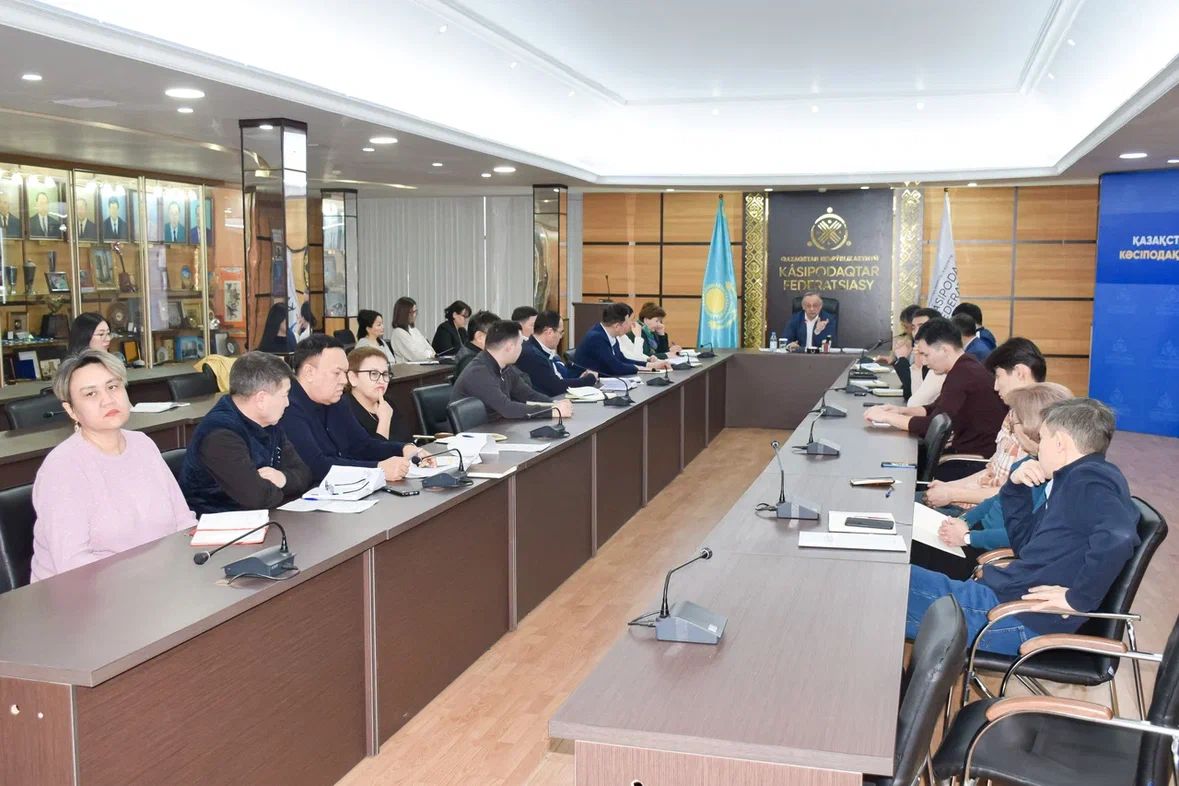 ҚРКФ ТӨРАҒАСЫ: «ЖАҢА КОНСТИТУЦИЯ – АДАМ ҚҰНДЫЛЫҒЫ ЖҮЙЕДЕН ЖОҒАРЫ ТҰРАТЫН ЗАҢ»