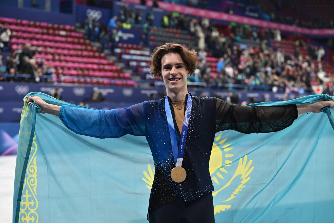 Президент Олимпиада чемпионын құттықтады