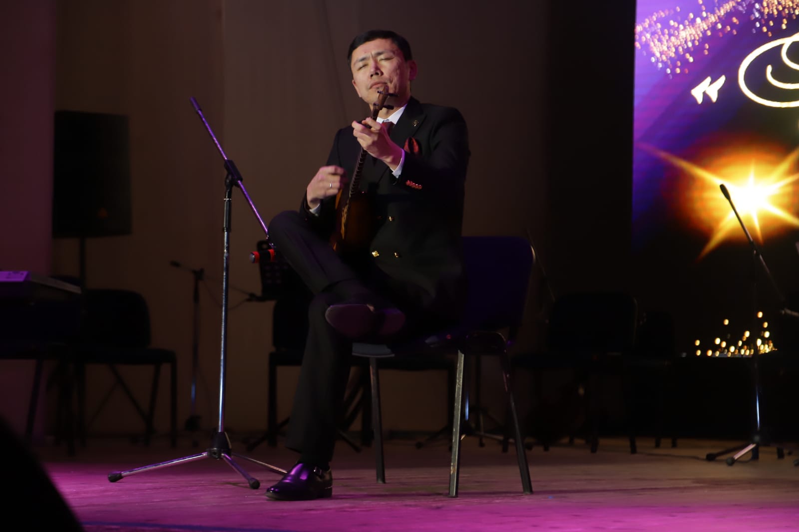 Қостанайда күй күмбірледі