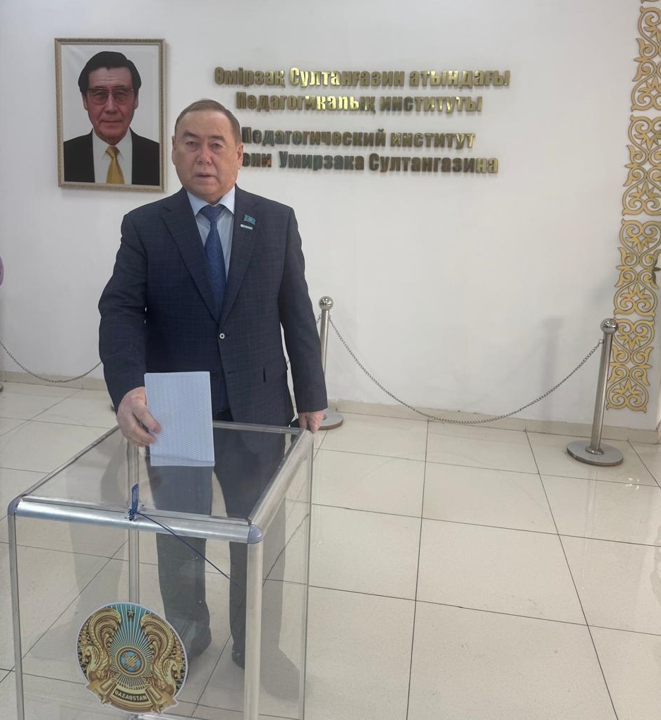 Қостанай облыстық мәслихатының төрағасы референдумда өз таңдауын жасады