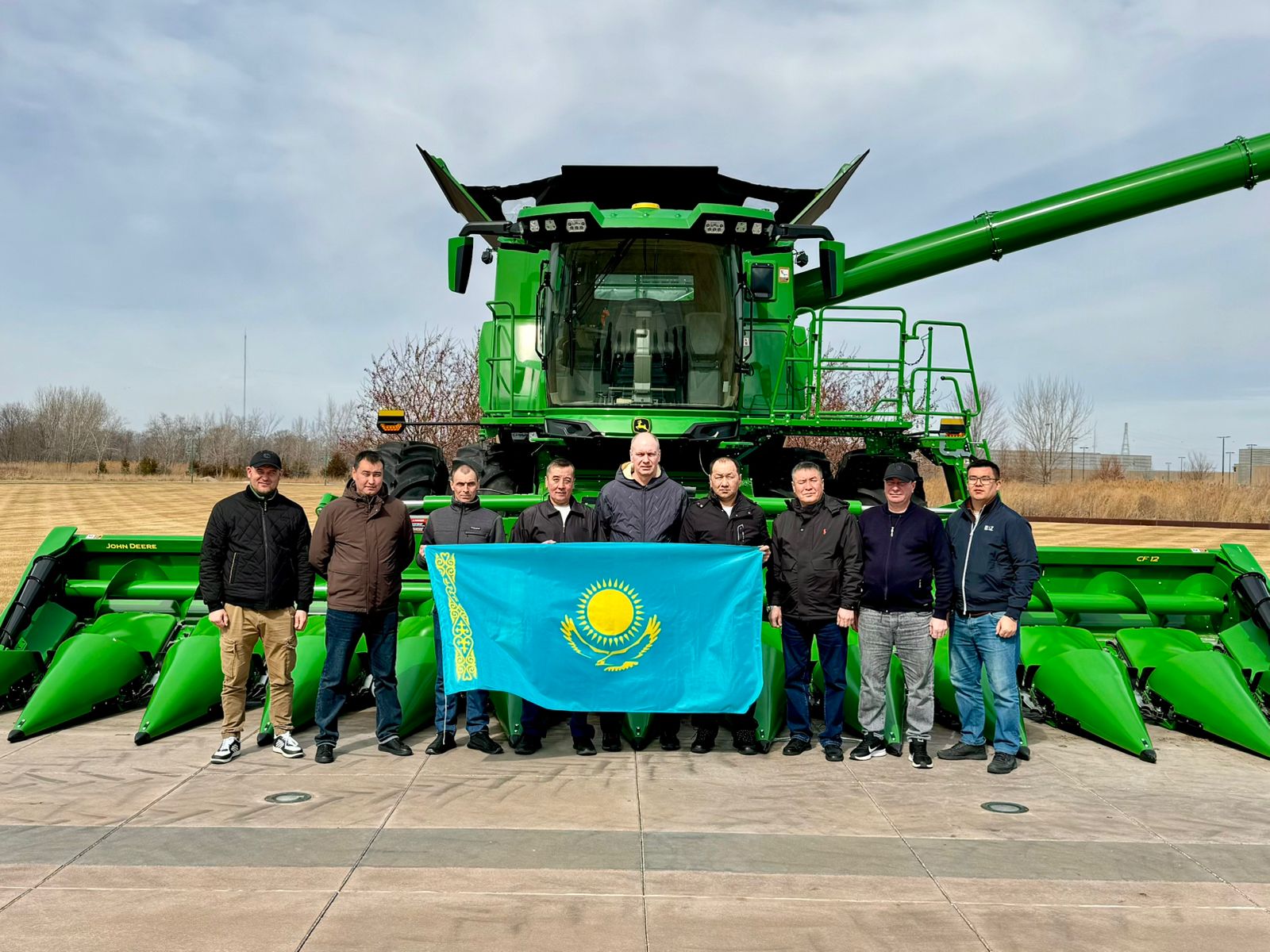 Қазақстандық инженерлер John Deere зауытында