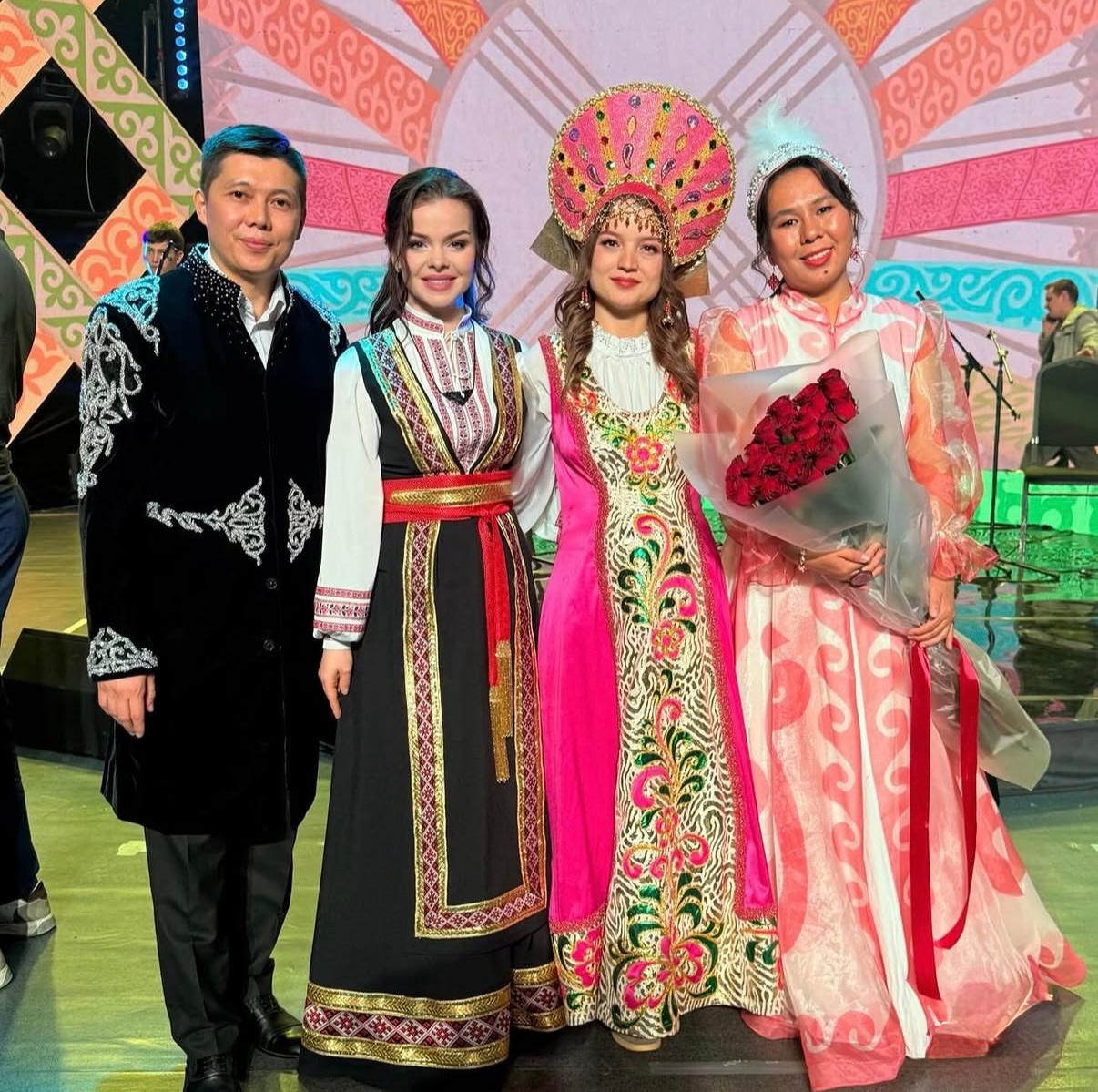 Қостанайлық қыз этносаралық айтыста бас жүлдені жеңіп алды