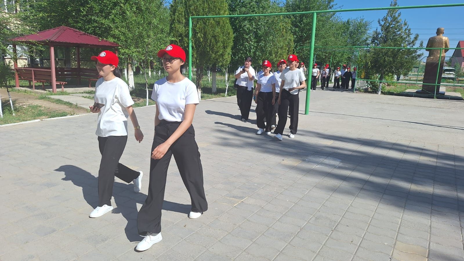 Арқалықтық делегация Түркістанда