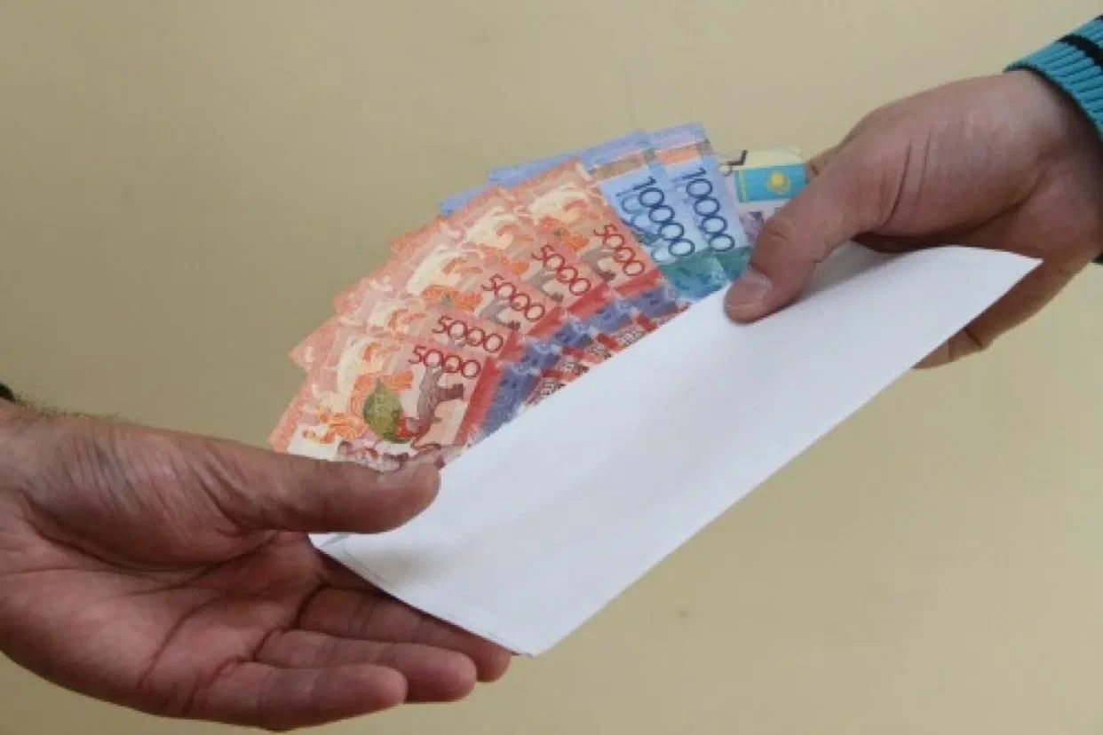 Рудныйлық үш полиция қызметкері пара алу дерегімен күдікке ілікті
