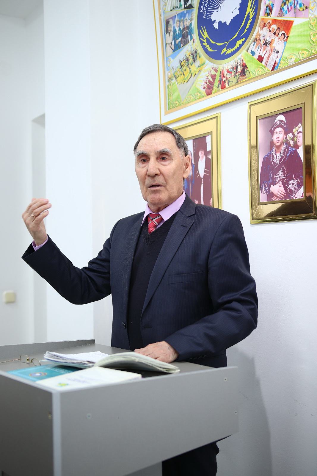 Қоғам белсендісі, ұстаз, ғалым Қалқаман Жақып 80 жасқа толды