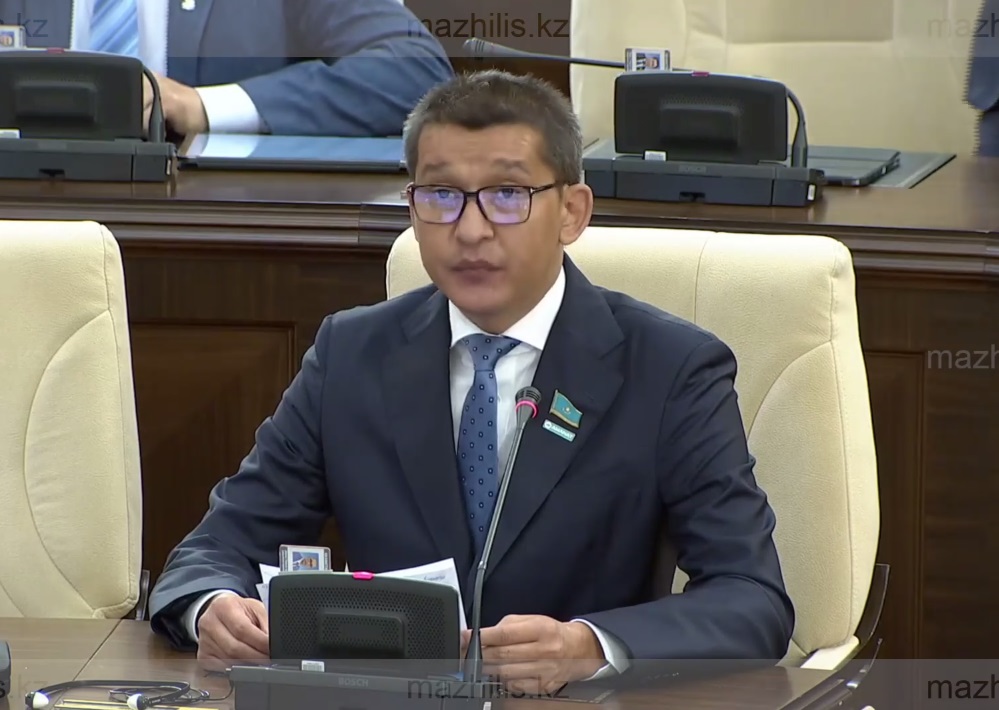 Мәжілісте саяси партияларға «Таза Қазақстан» қағидаттарын өз жарғыларына енгізу ұсынылды