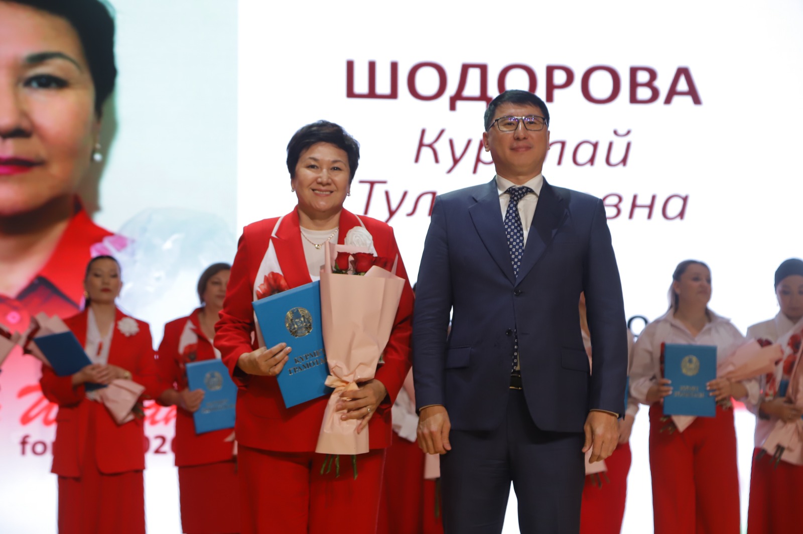 30 жылдық белестің биігінде