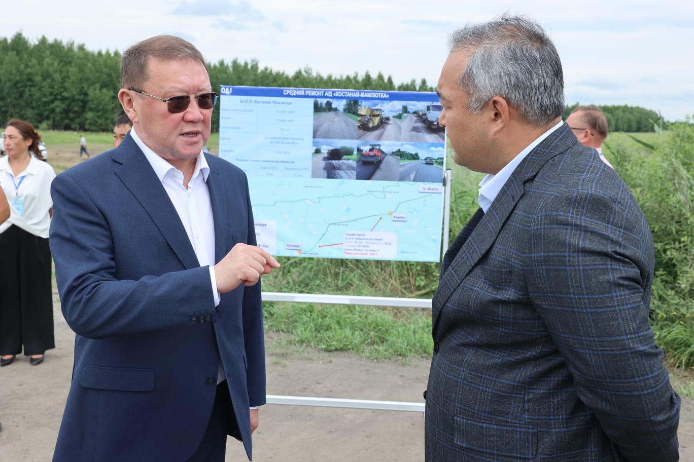 Ұзынкөлде жол жаңарып, аурухана жөнделеді