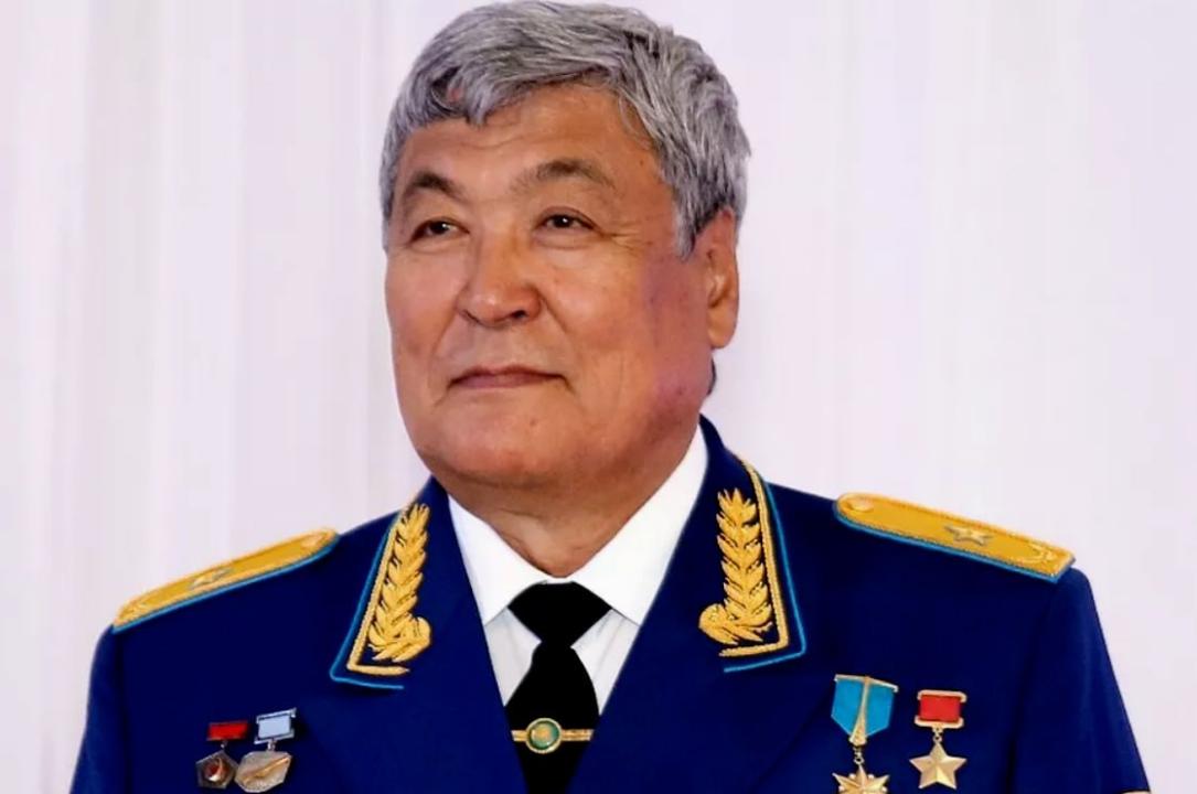 Ғарышты бағындырған авиация генерал-майоры Тоқтар Әубәкіров – 80 жаста
