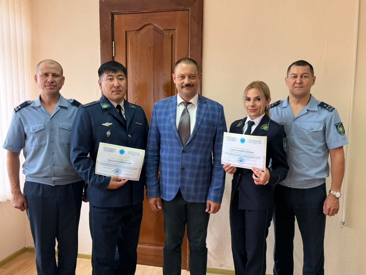 Қазақстанда алғаш рет: полицейлер сарапшы-тауартанушы атанды