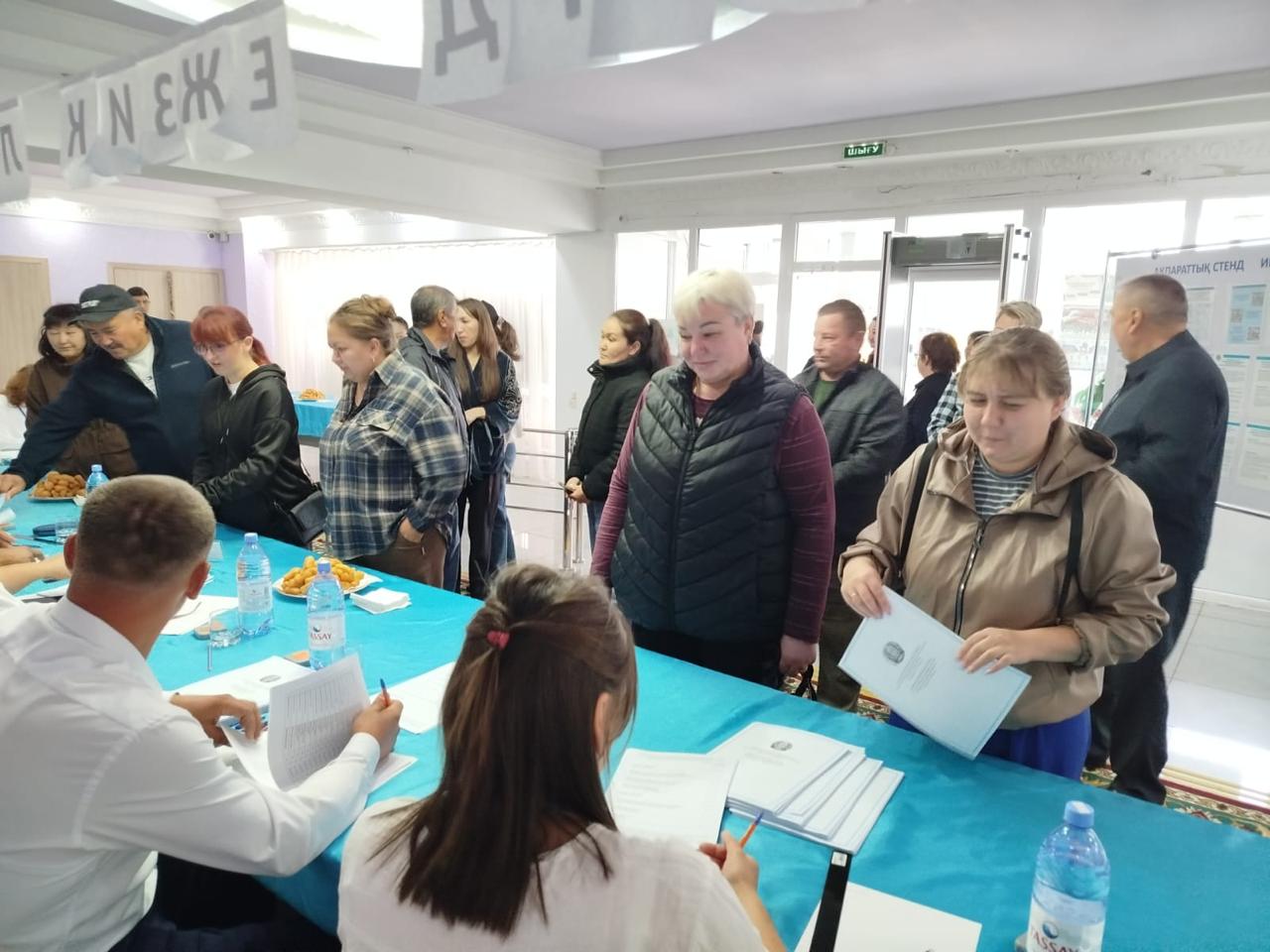Сайлау учаскелерінде белсенділік артып келеді