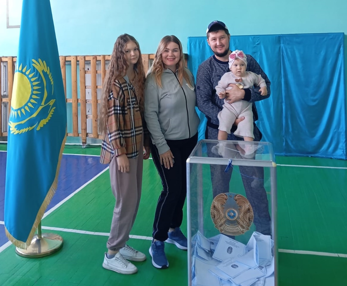 Қостанай қаласындағы №22 сайлау учаскесінде дауыс беру штаттық режимде өтіп жатыр