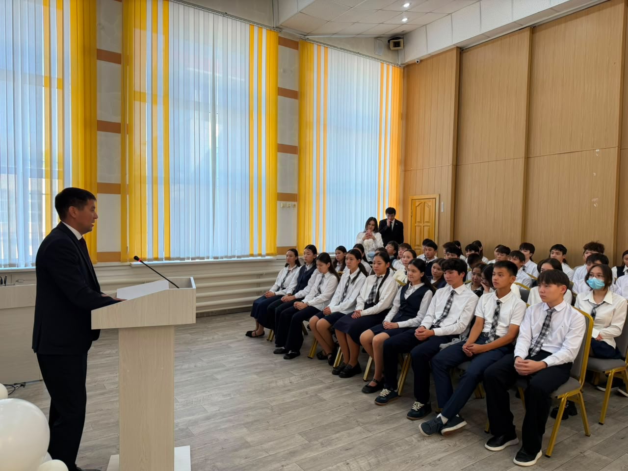 Адалдық – басты қағида: Қостанай оқушылары парасаттылық туралы пікір алмасты